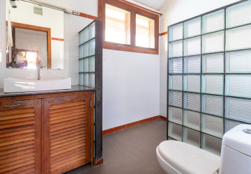 3 Bedroom Compound Wooden House For Rent - Sala Kamreuk, Siem Reap thumbnail