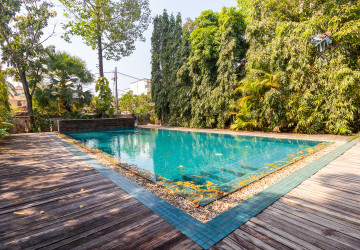 3 Bedroom Compound Wooden House For Rent - Sala Kamreuk, Siem Reap thumbnail