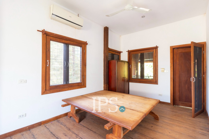 3 Bedroom Compound Wooden House For Rent - Sala Kamreuk, Siem Reap