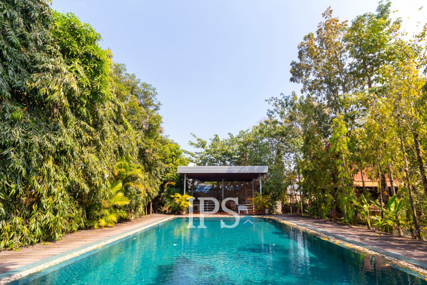 3 Bedroom Compound Wooden House For Rent - Sala Kamreuk, Siem Reap