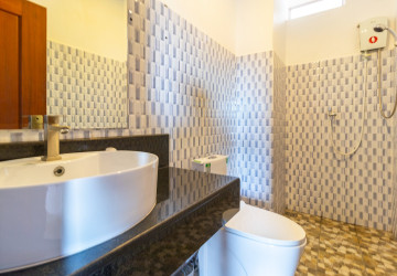 1 Bedroom Apartment For Rent - Svay Dangkum, Siem Reap thumbnail