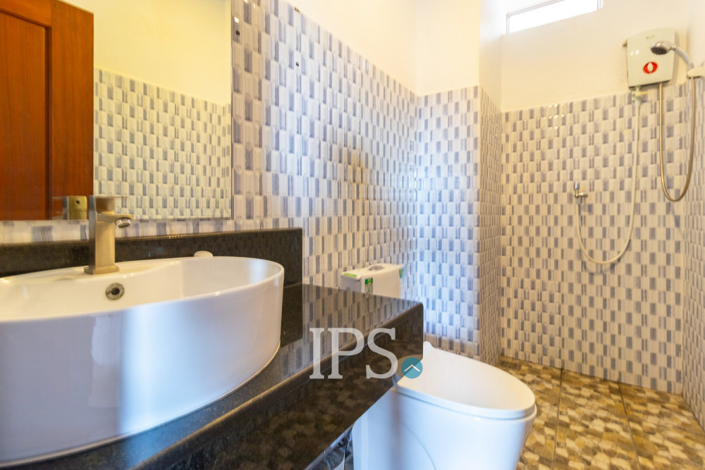 1 Bedroom Apartment For Rent - Svay Dangkum, Siem Reap - Image 11