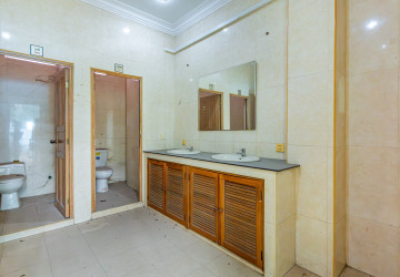 4 Storey Double Shophouse For Rent - Sangkat Olympic, Phnom Penh thumbnail