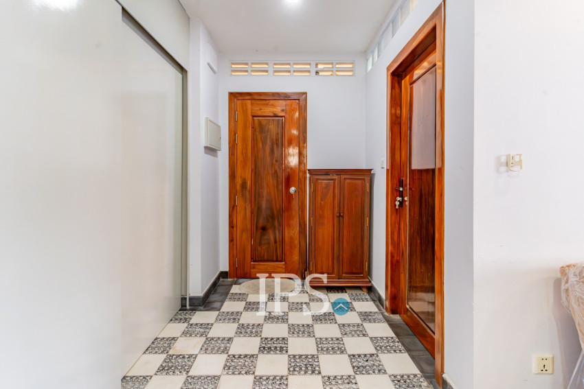 1 Bedroom Serviced Apartment For Rent - Beoung Prolit, Phnom Penh