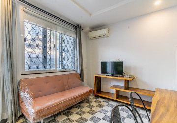 1 Bedroom Serviced Apartment For Rent - Beoung Prolit, Phnom Penh thumbnail