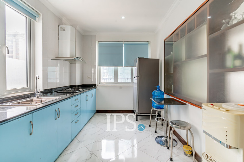 3 Bedroom Serviced Apartment For Rent - Beoung Prolit, Phnom Penh
