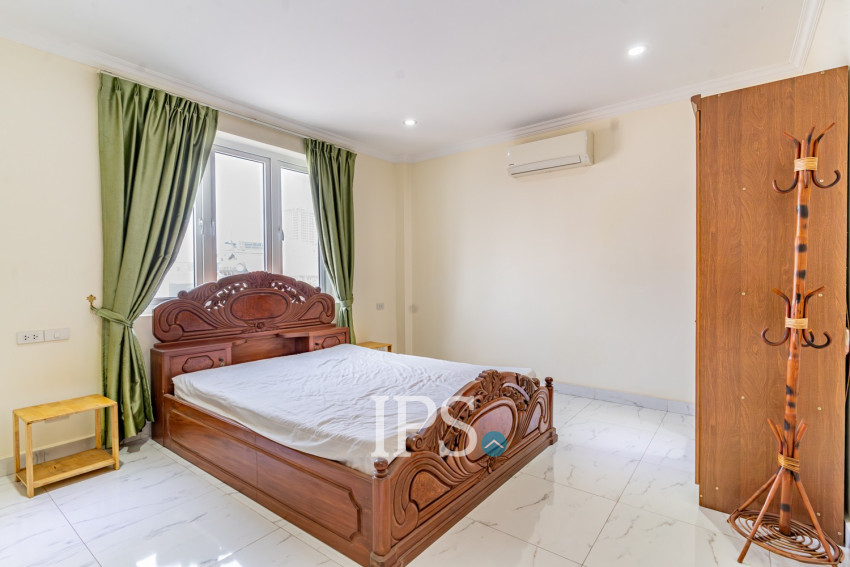 3 Bedroom Serviced Apartment For Rent - Beoung Prolit, Phnom Penh