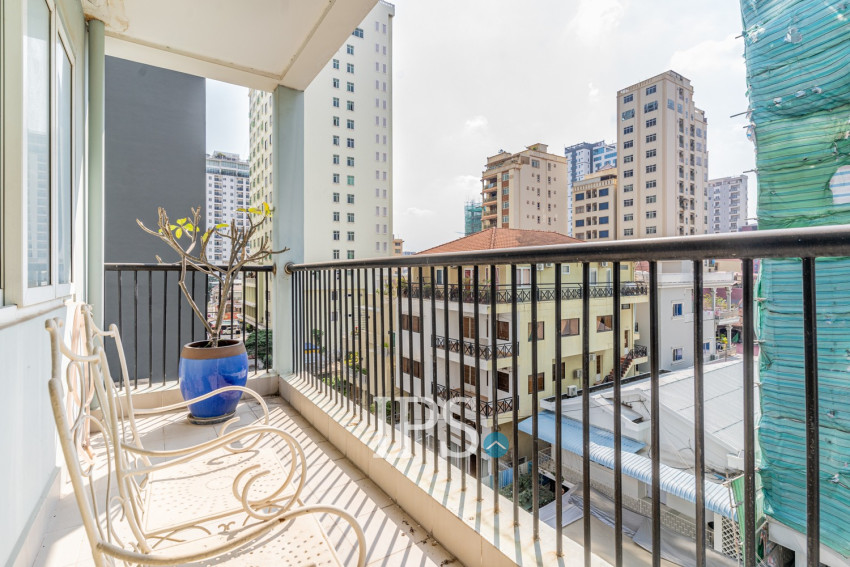 3 Bedroom Serviced Apartment For Rent - Beoung Prolit, Phnom Penh