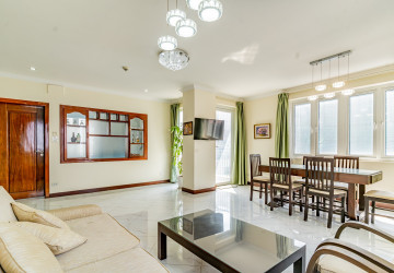 3 Bedroom Serviced Apartment For Rent - Beoung Prolit, Phnom Penh thumbnail