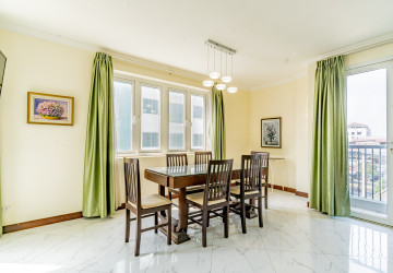 3 Bedroom Serviced Apartment For Rent - Beoung Prolit, Phnom Penh thumbnail