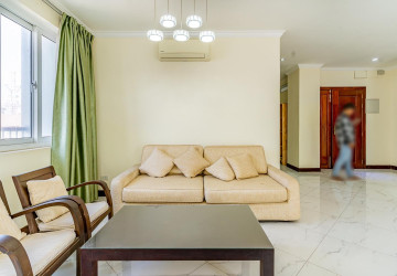 3 Bedroom Serviced Apartment For Rent - Beoung Prolit, Phnom Penh thumbnail
