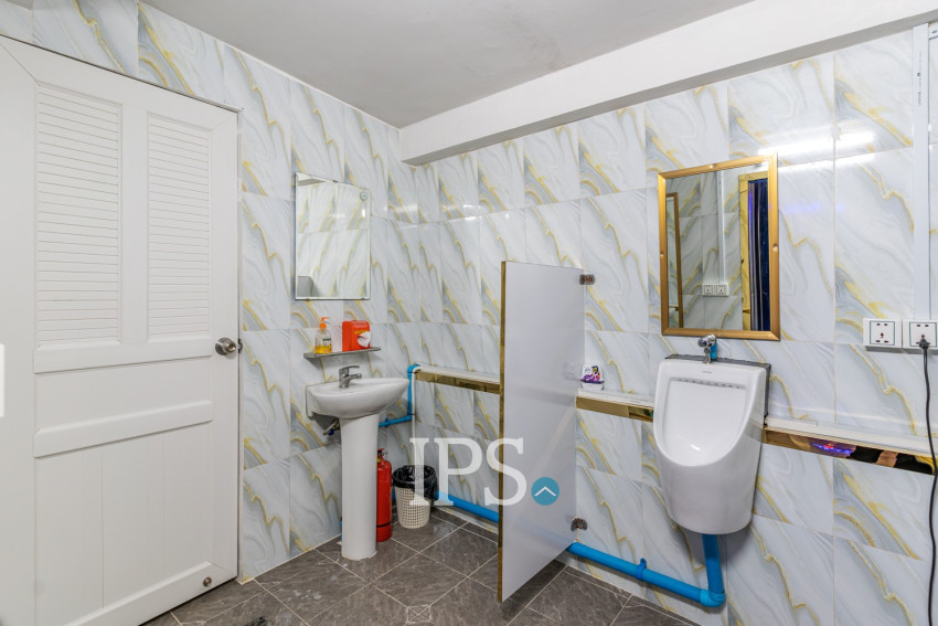 Restaurant and Bar Business For Sale - Phsar Kandal 1, Phnom Penh