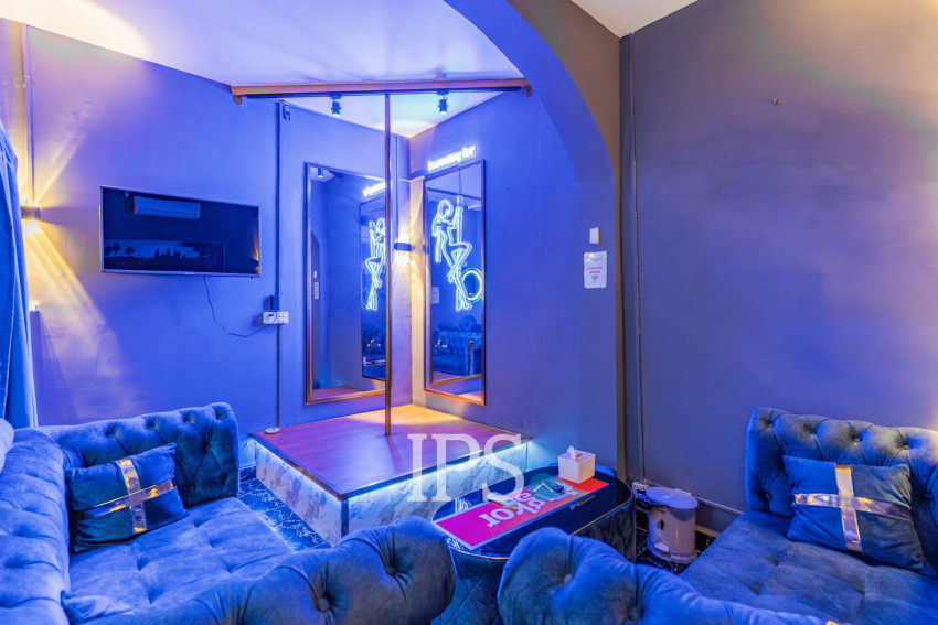 Restaurant and Bar Business For Sale - Phsar Kandal 1, Phnom Penh