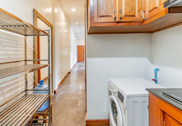 Renovated 1 Bedroom Apartment For Sale - BKK1, Phnom Penh thumbnail