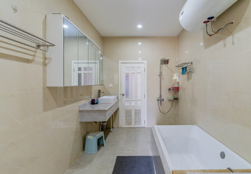 5 Bedroom Twin Villa For Sale - Borey Peng Huoth The Star Platinum, Nirouth, Phnom Penh thumbnail