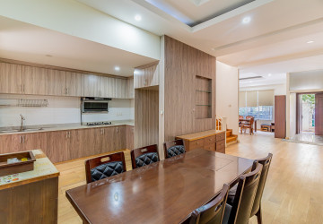 5 Bedroom Twin Villa For Sale - Borey Peng Huoth The Star Platinum, Nirouth, Phnom Penh thumbnail