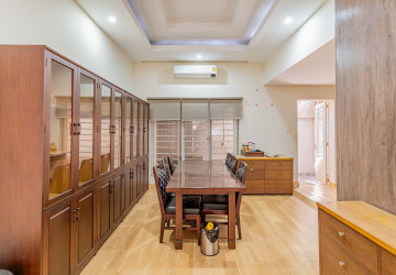 5 Bedroom Twin Villa For Sale - Borey Peng Huoth The Star Platinum, Nirouth, Phnom Penh thumbnail