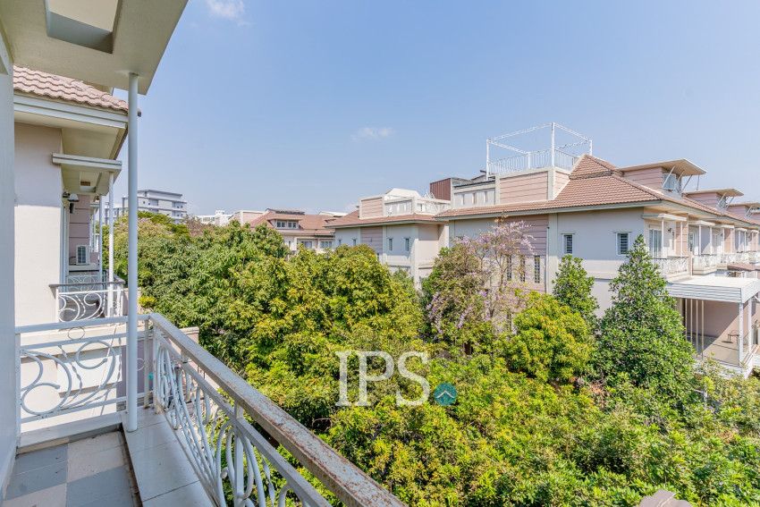 5 Bedroom Twin Villa For Sale - Borey Peng Huoth The Star Platinum, Nirouth, Phnom Penh