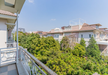 5 Bedroom Twin Villa For Sale - Borey Peng Huoth The Star Platinum, Nirouth, Phnom Penh thumbnail