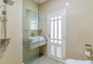 5 Bedroom Twin Villa For Sale - Borey Peng Huoth The Star Platinum, Nirouth, Phnom Penh thumbnail