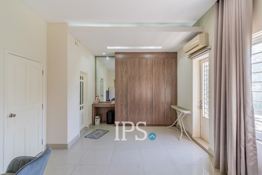 5 Bedroom Twin Villa For Sale - Borey Peng Huoth The Star Platinum, Nirouth, Phnom Penh