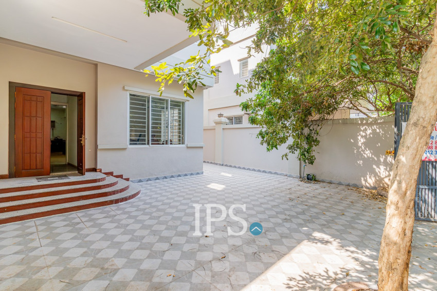 5 Bedroom Twin Villa For Sale - Borey Peng Huoth The Star Platinum, Nirouth, Phnom Penh