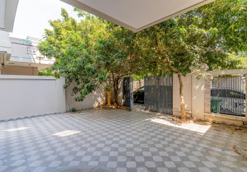 5 Bedroom Twin Villa For Sale - Borey Peng Huoth The Star Platinum, Nirouth, Phnom Penh thumbnail