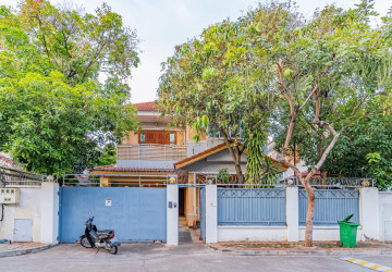 3 Bedroom Villa For Rent - Bassac Garden City, Tonle Bassac, Phnom Penh thumbnail