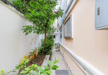 3 Bedroom Villa For Rent - Bassac Garden City, Tonle Bassac, Phnom Penh thumbnail