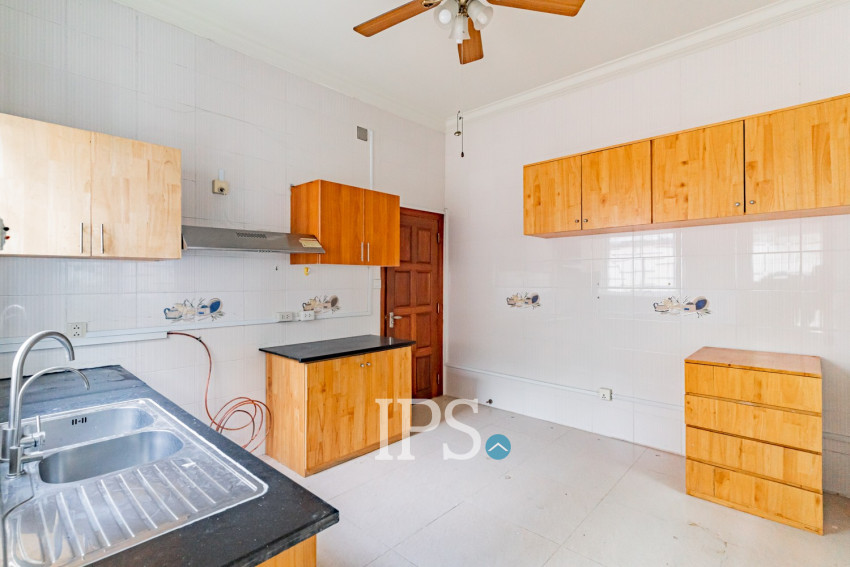 3 Bedroom Villa For Rent - Bassac Garden City, Tonle Bassac, Phnom Penh