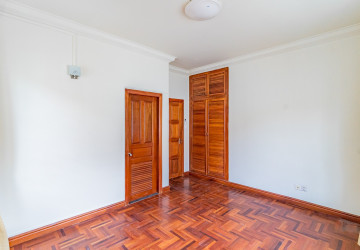 3 Bedroom Villa For Rent - Bassac Garden City, Tonle Bassac, Phnom Penh thumbnail