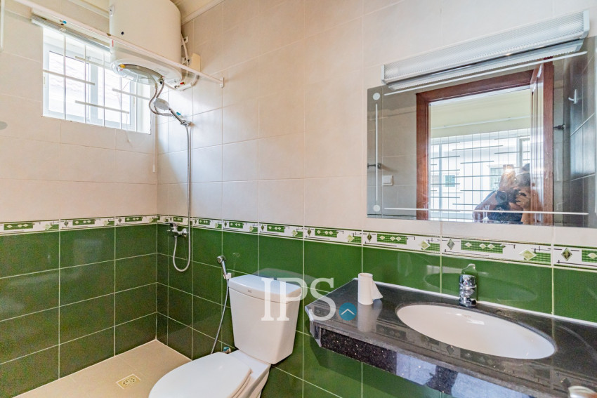 3 Bedroom Villa For Rent - Bassac Garden City, Tonle Bassac, Phnom Penh