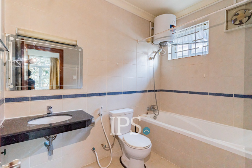 3 Bedroom Villa For Rent - Bassac Garden City, Tonle Bassac, Phnom Penh