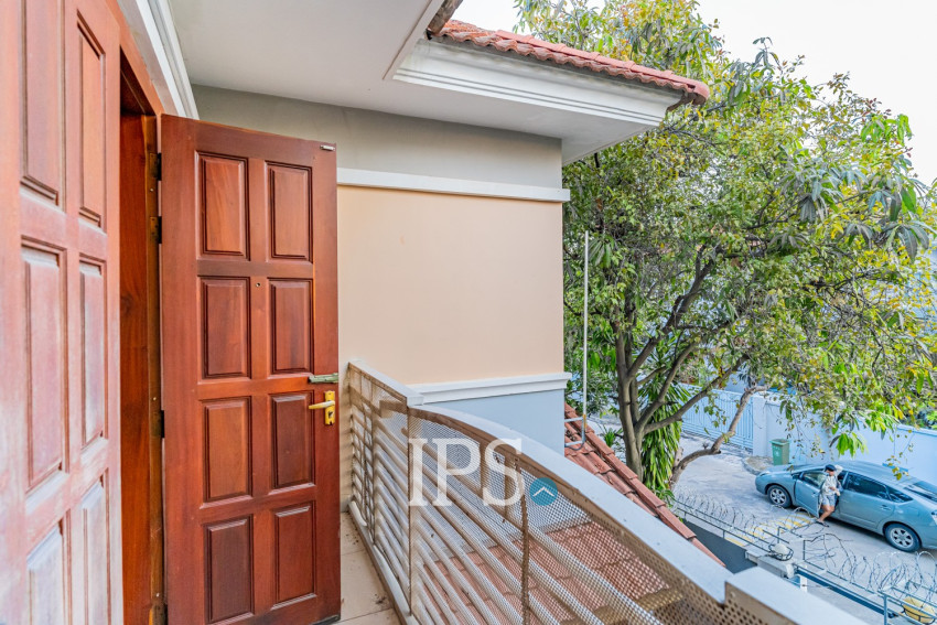 3 Bedroom Villa For Rent - Bassac Garden City, Tonle Bassac, Phnom Penh