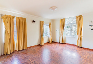 3 Bedroom Villa For Rent - Bassac Garden City, Tonle Bassac, Phnom Penh thumbnail