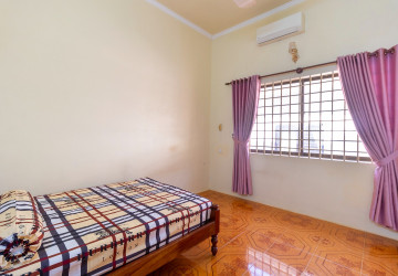 8 Bedroom House For Rent - Svay Dangkum, Siem Reap thumbnail