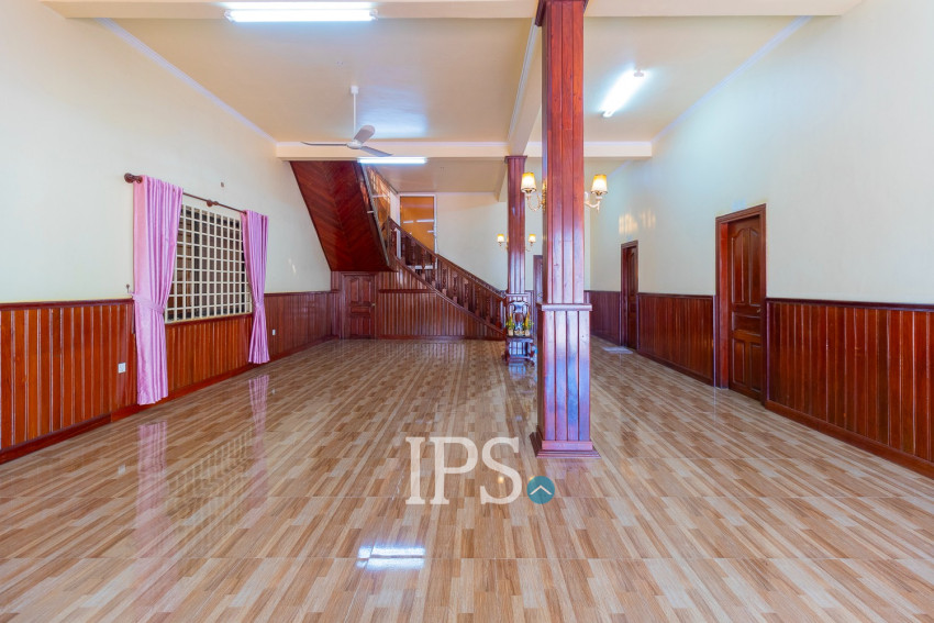 8 Bedroom House For Rent - Svay Dangkum, Siem Reap