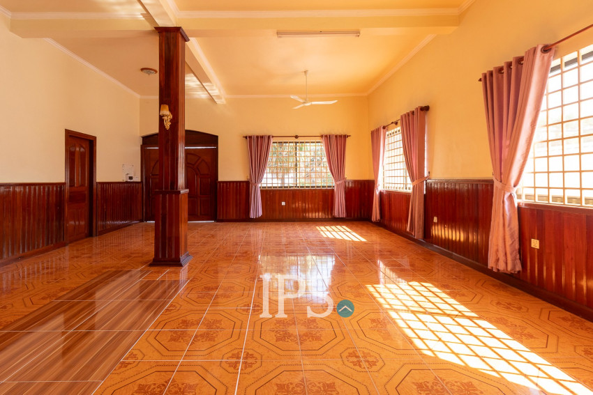 8 Bedroom House For Rent - Svay Dangkum, Siem Reap