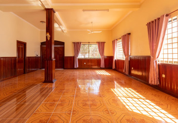 8 Bedroom House For Rent - Svay Dangkum, Siem Reap thumbnail