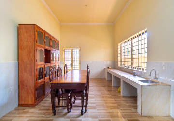 8 Bedroom House For Rent - Svay Dangkum, Siem Reap thumbnail