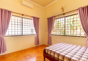 8 Bedroom House For Rent - Svay Dangkum, Siem Reap thumbnail
