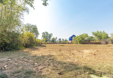 218 Sqm Land For Sale - Kandaek, Prasat Bakong, Siem Reap thumbnail