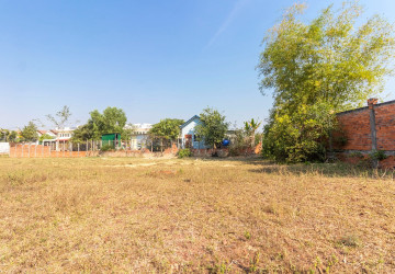 218 Sqm Land For Sale - Kandaek, Prasat Bakong, Siem Reap thumbnail