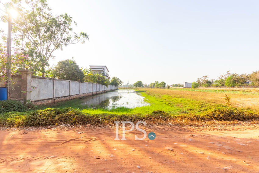 1,298 Sqm Land For Sale - Svay Dangkum, Siem Reap