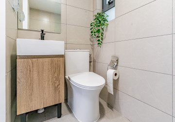 2 Bedroom Duplex Condo For Rent -  Urban Village, Chak Angrae Leu, Phnom Penh thumbnail