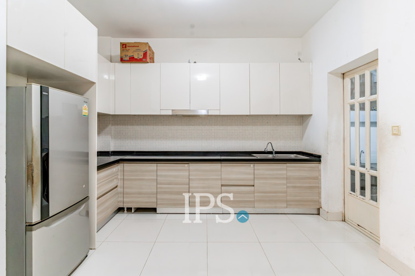 4 Bedroom Linked Villa For Rent - Borey Peng Huoth, Russey Keo, Phnom Penh