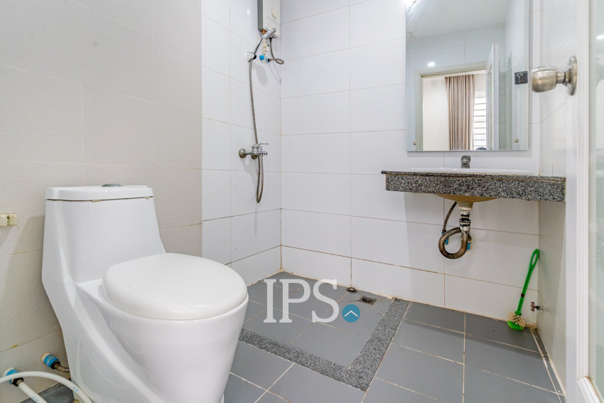 4 Bedroom Linked Villa For Rent - Borey Peng Huoth, Russey Keo, Phnom Penh