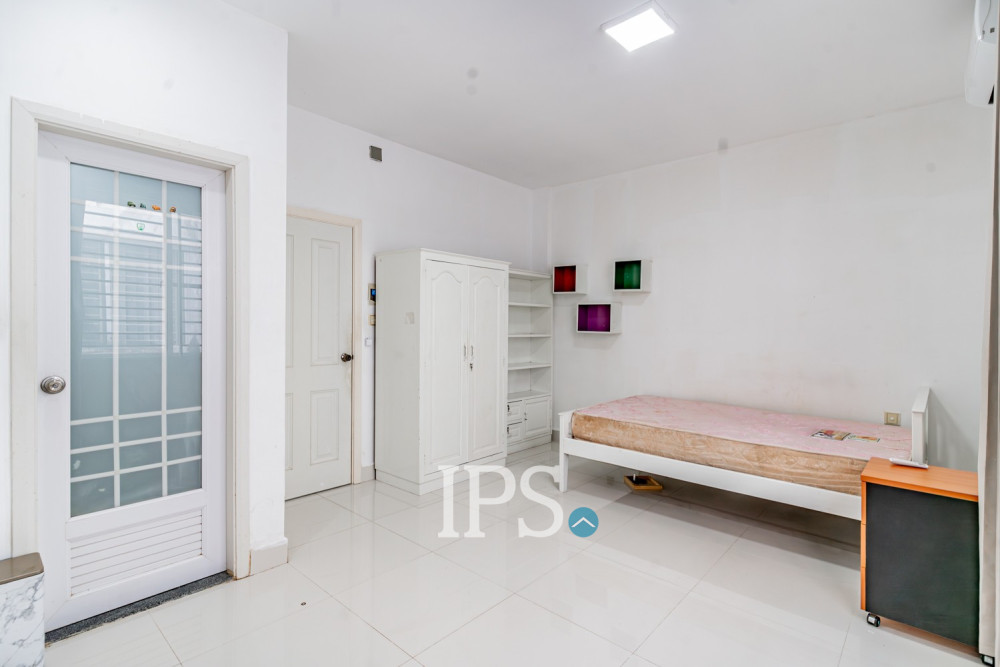 4 Bedroom Linked Villa For Rent - Borey Peng Huoth, Russey Keo, Phnom Penh - Image 10 4 Bedroom Linked Villa For Rent - Borey Peng Huoth, Russey Keo, Phnom Penh - Image 10