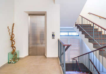 2 Bedroom Apartment For Rent - Sala Kamreuk, Siem Reap thumbnail