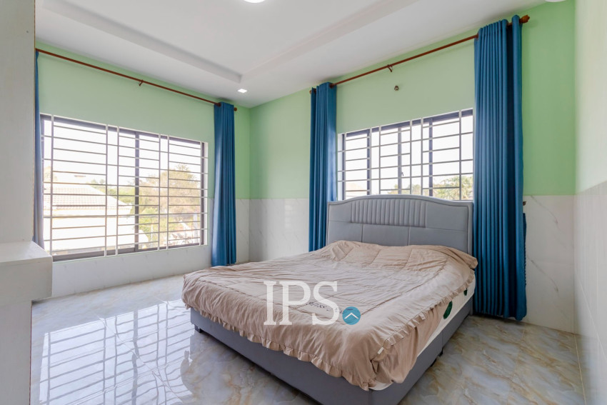 3 Bedroom Flat For Rent - Svay Dangkum, Siem Reap